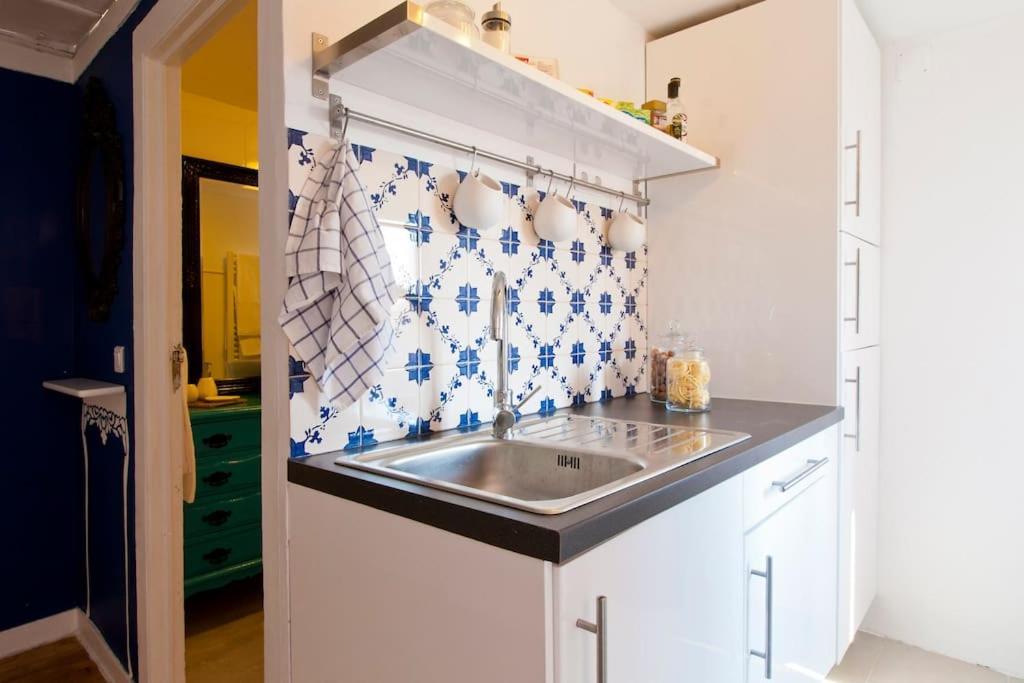Lisbon Sant'Anna Apartments Oda fotoğraf